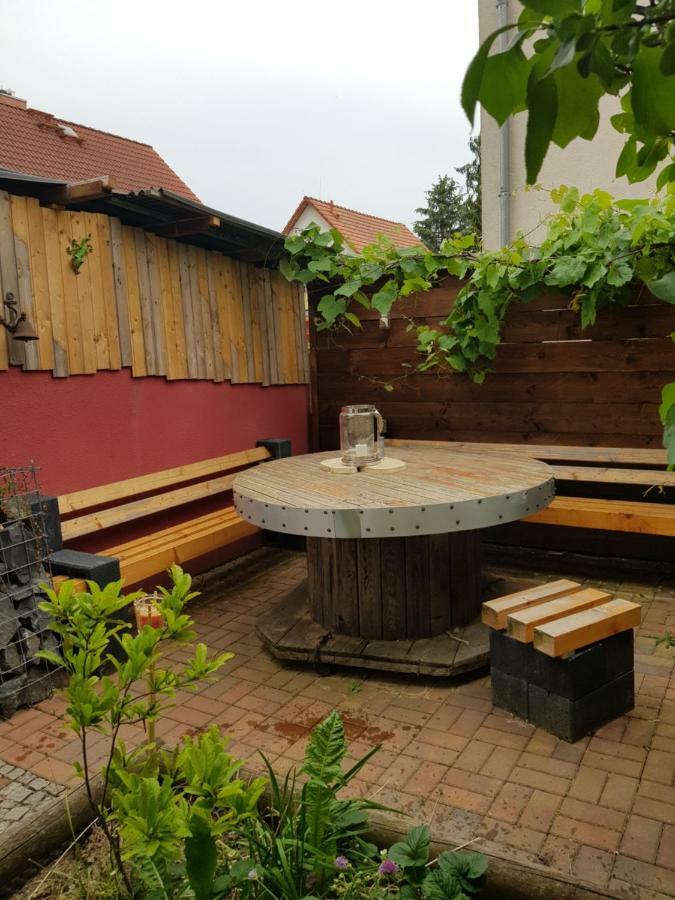 Ferienwohnung Charlett Drážďany Exteriér fotografie