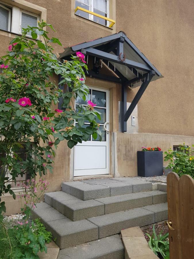 Ferienwohnung Charlett Drážďany Exteriér fotografie